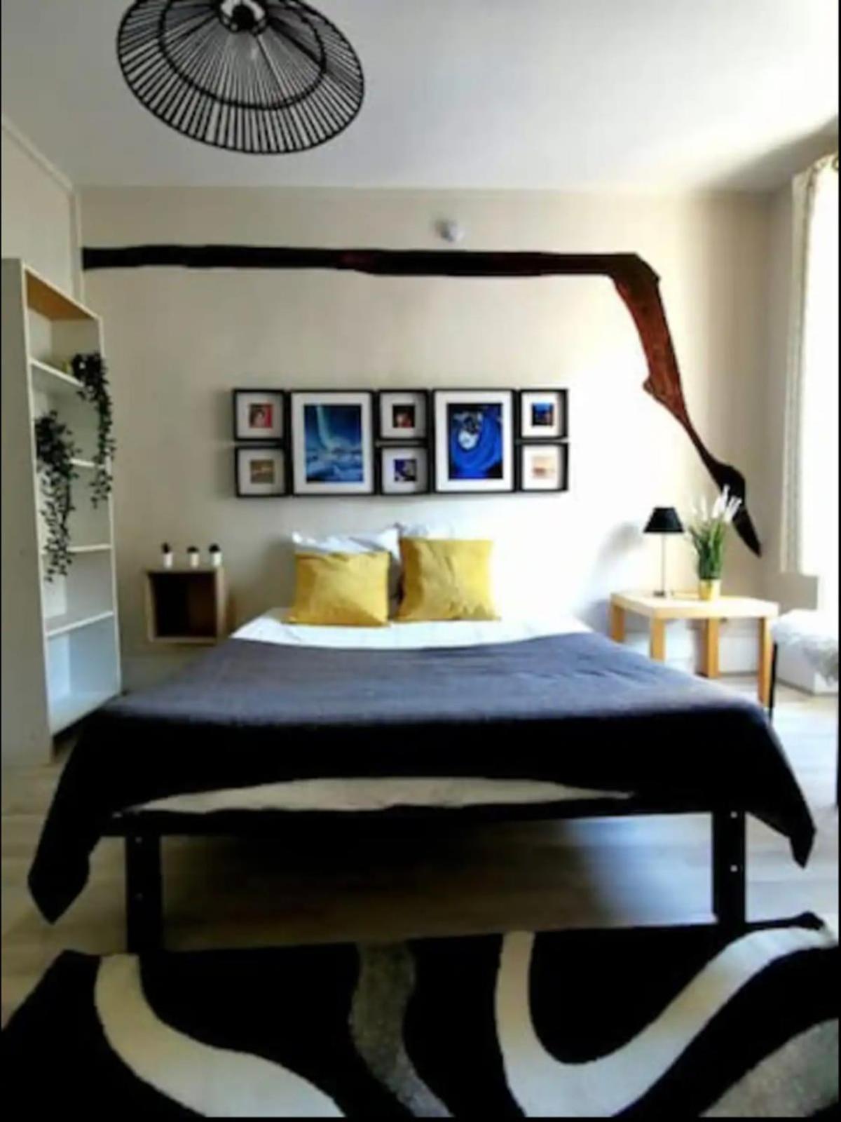 Duplex Charm Fontainebleau Apartment Bagian luar foto