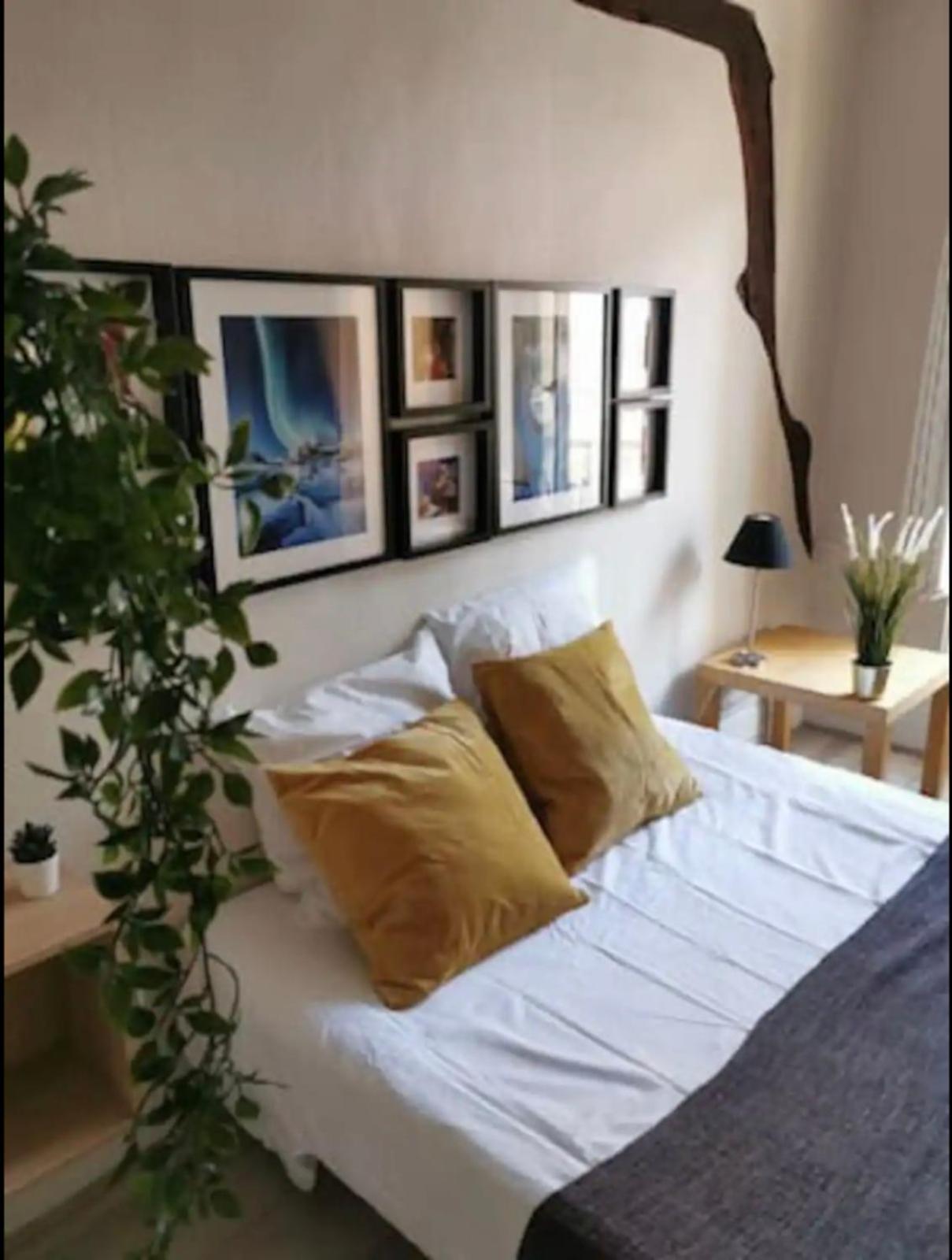 Duplex Charm Fontainebleau Apartment Bagian luar foto